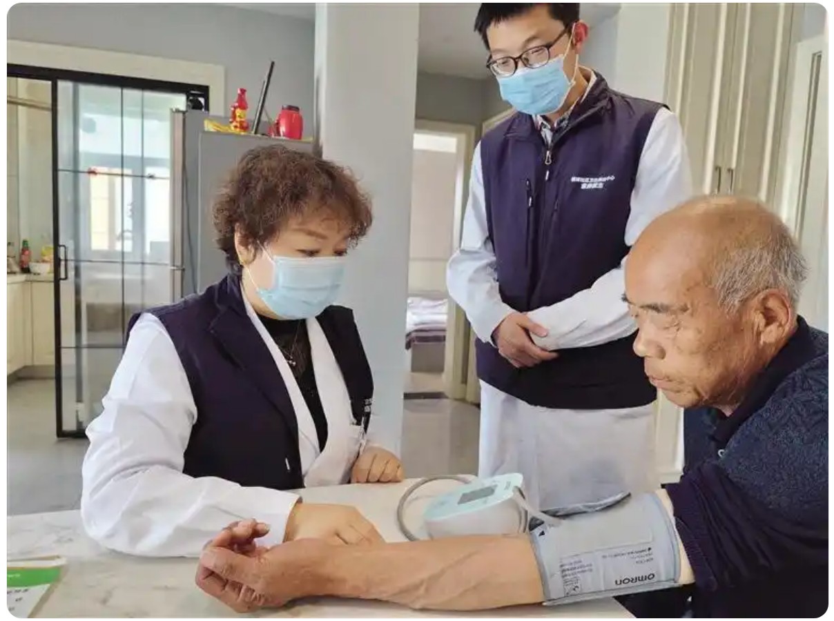私人定制更便捷 健康守护零距离 我市家庭医生签约服务打通基层医疗“最后一米”